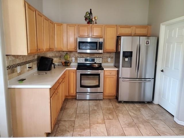 149 Sw Fairview Avenue - Photo 1
