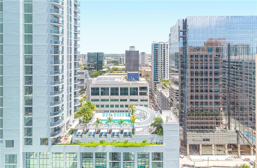 333 Las Olas Way - Photo 14