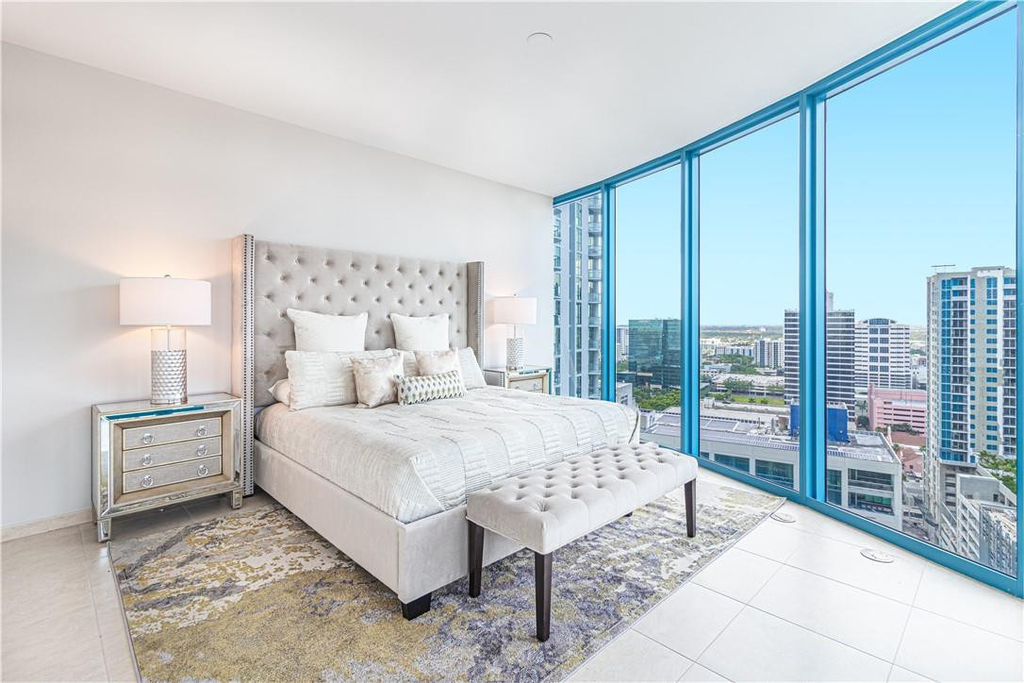 333 Las Olas Way - Photo 3
