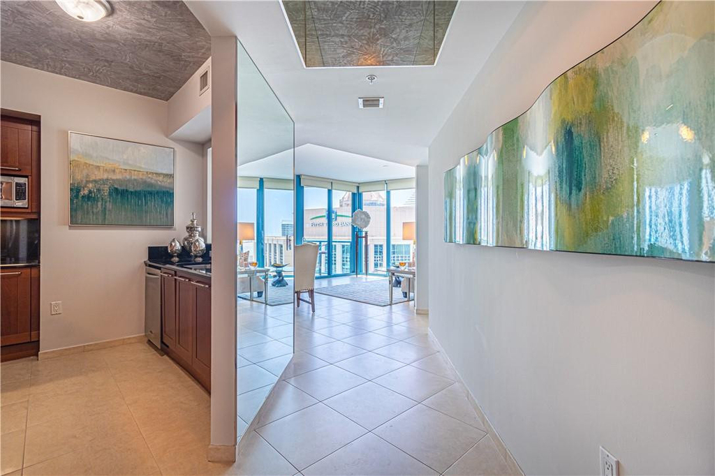 333 Las Olas Way - Photo 8