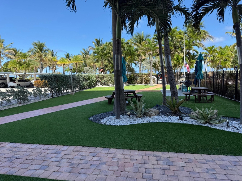 305 N Pompano Beach Boulevard - Photo 35