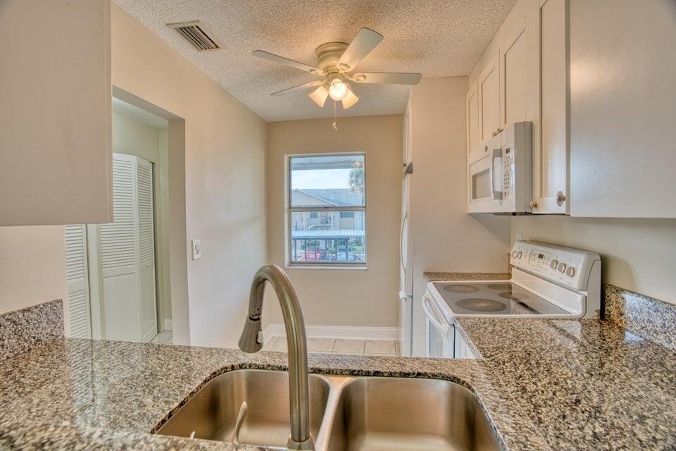 3151 Se Aster Lane - Photo 7