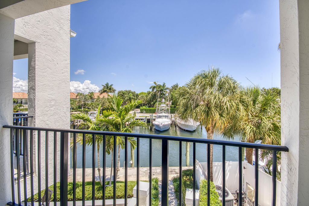2245 Monet Road - Photo 16