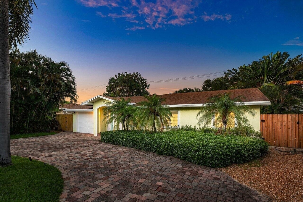671 Lindell Boulevard - Photo 46