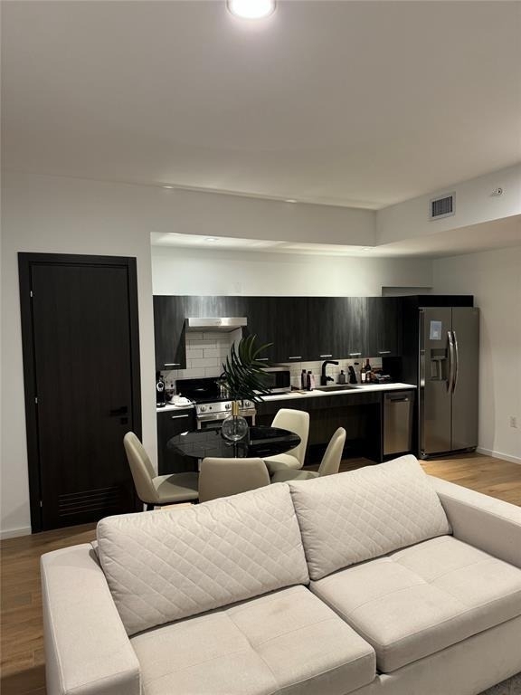 398 Ne 5th Street - Photo 2
