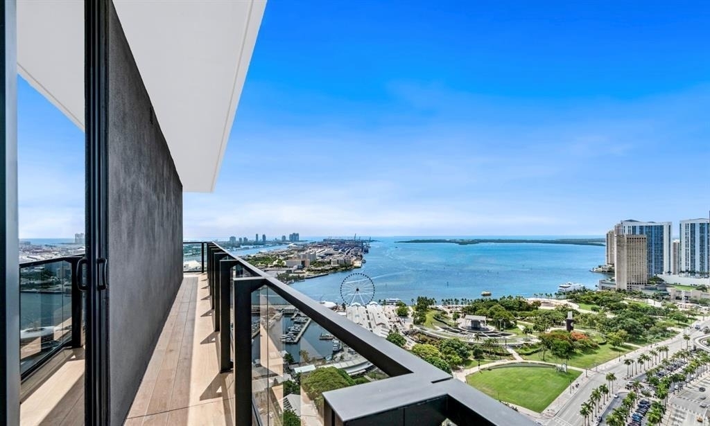 398 Ne 5th Street - Photo 8
