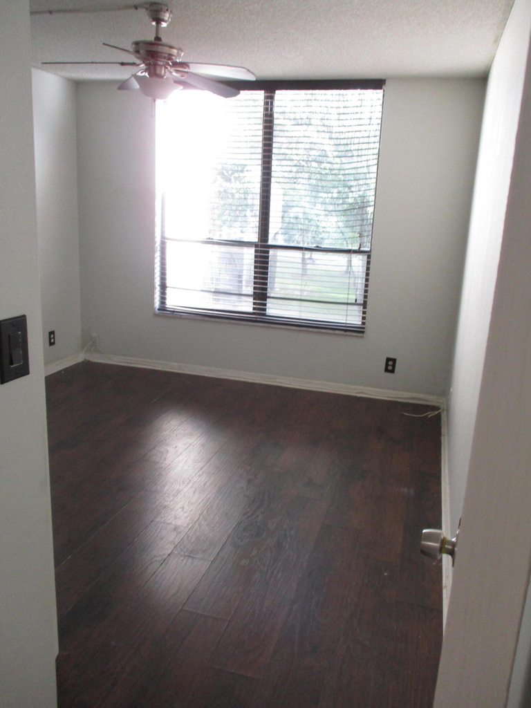 6751 N University Drive - Photo 6