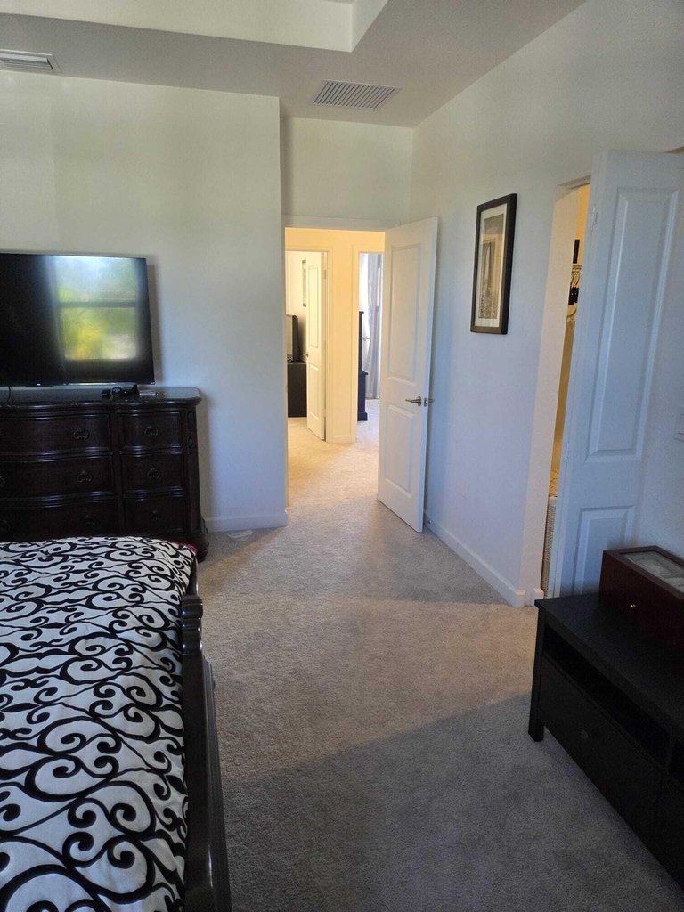 4917 Peacock Way - Photo 11