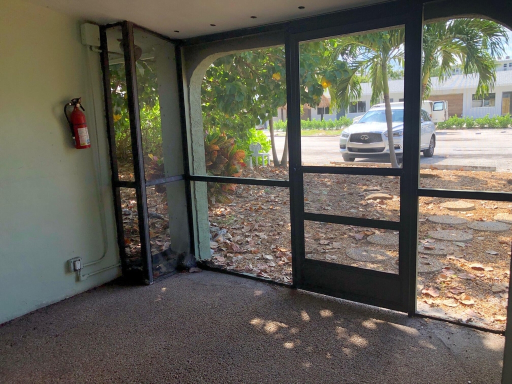 3205 Ne 9th Street - Photo 18