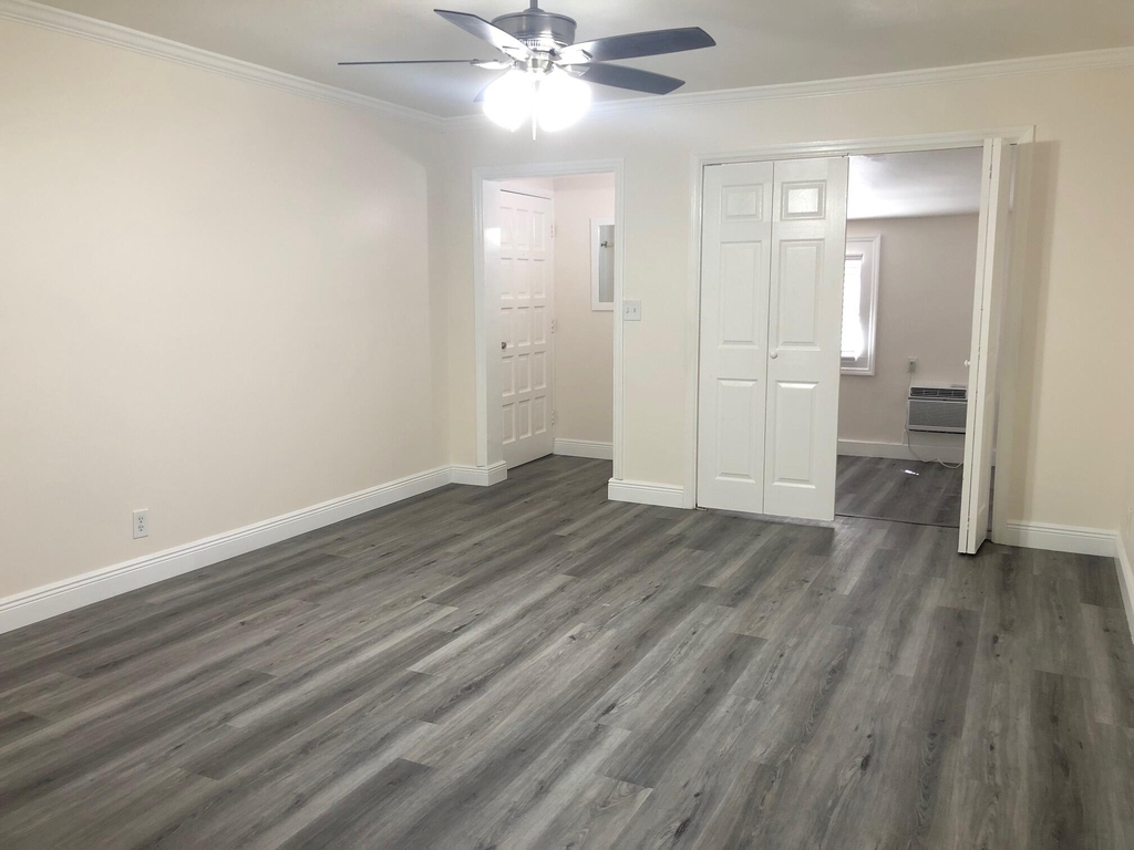 3205 Ne 9th Street - Photo 11