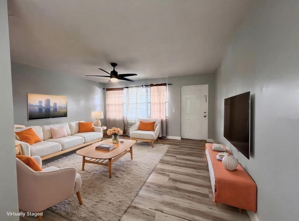 176 Sussex I - Photo 7