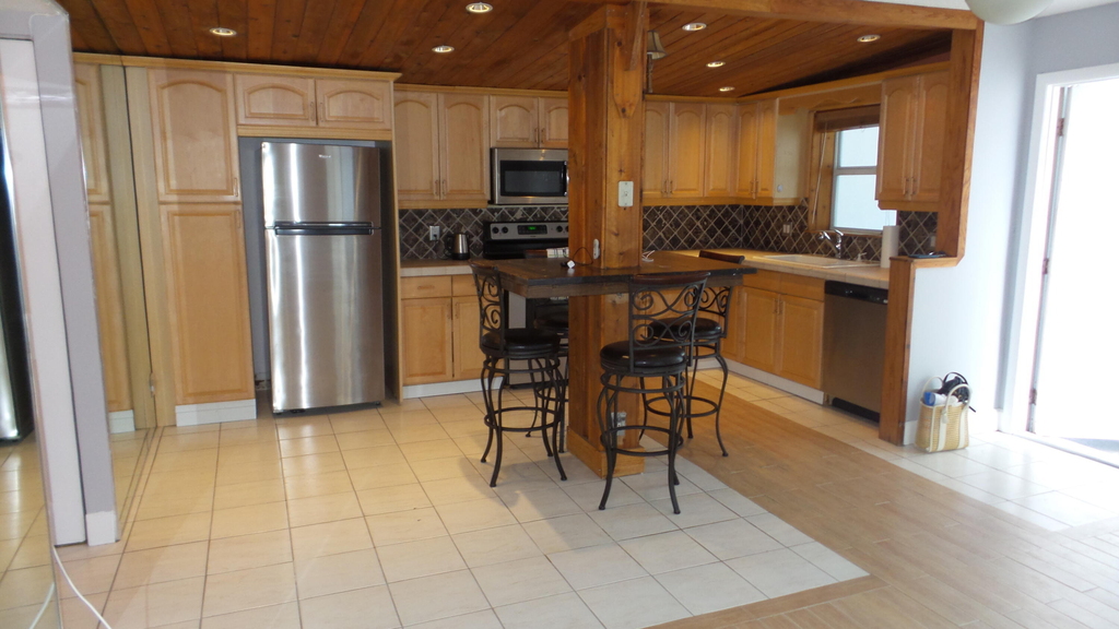 2850 Ne 14th Street Causeway - Photo 9
