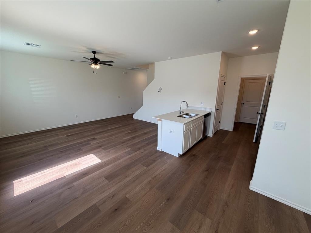 303 Aaran Way - Photo 18