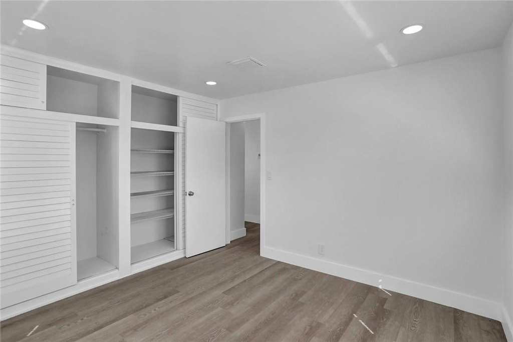 1013 Se 14th Court - Photo 34