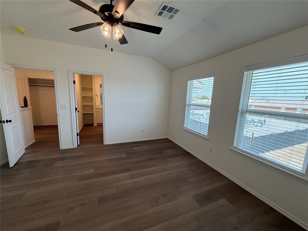 301 Aaran Way - Photo 16