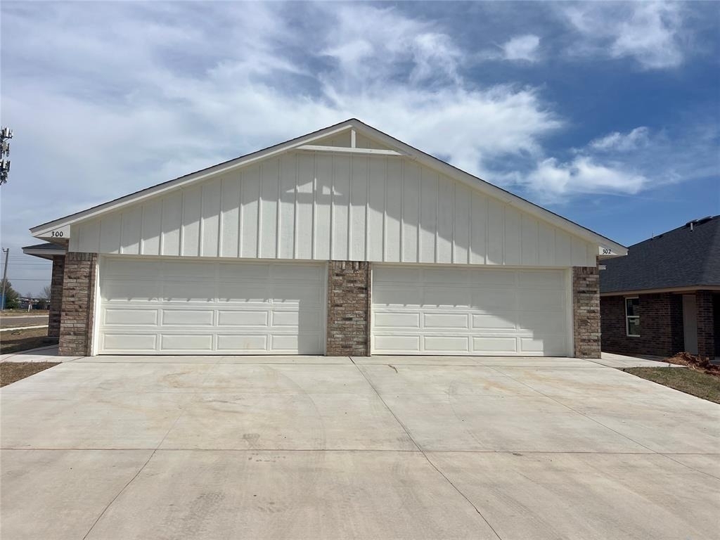 306 Liam Drive - Photo 0