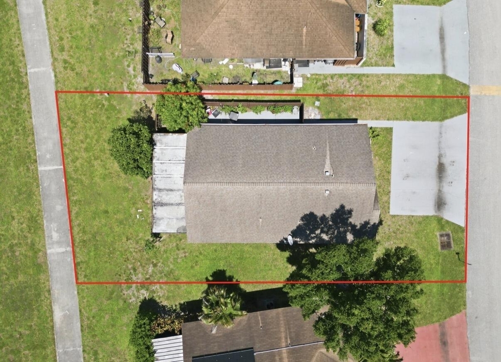 5330 Mendoza Street - Photo 18