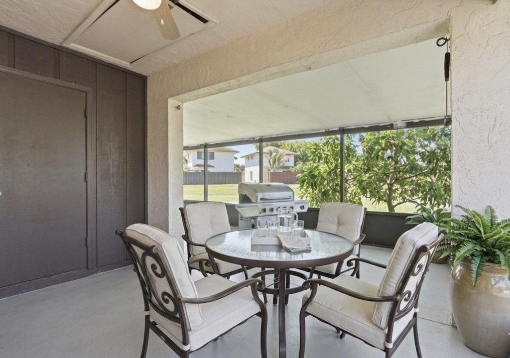 5330 Mendoza Street - Photo 11