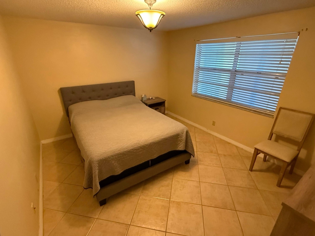 401 Se 3rd Street - Photo 21