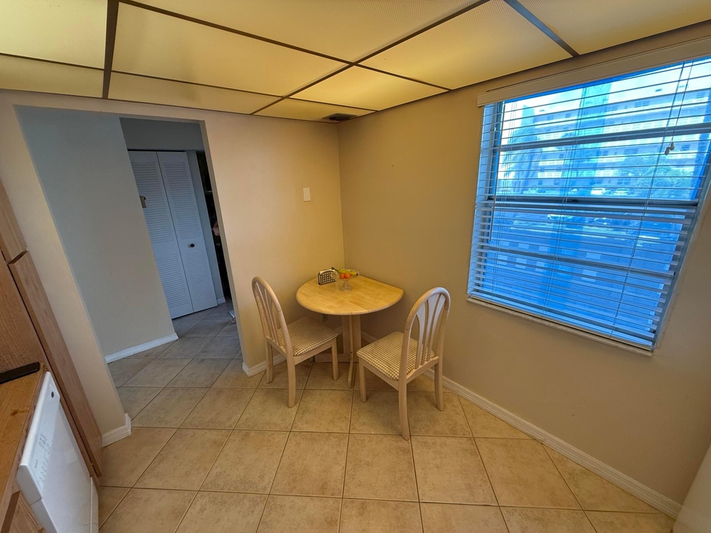 401 Se 3rd Street - Photo 8