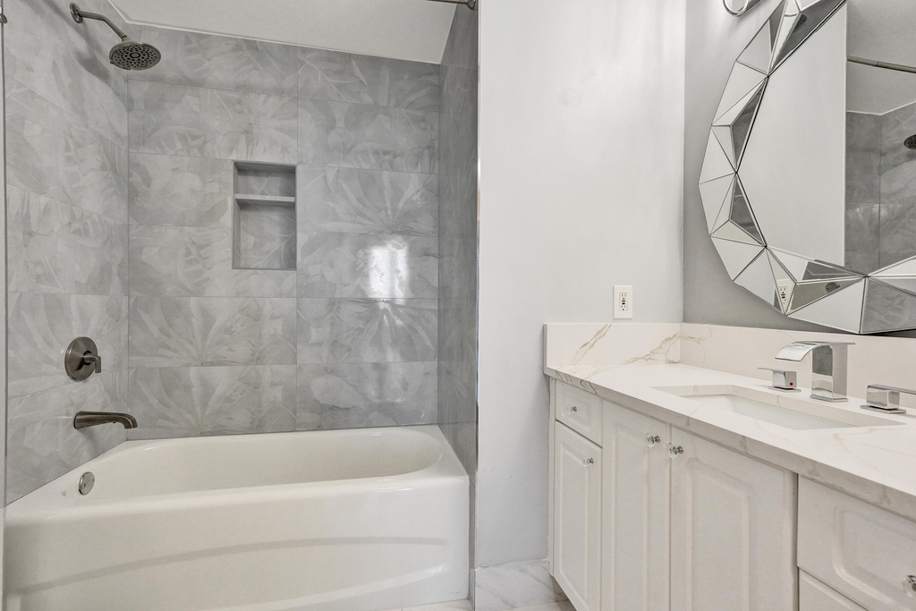 651 Okeechobee Boulevard - Photo 9