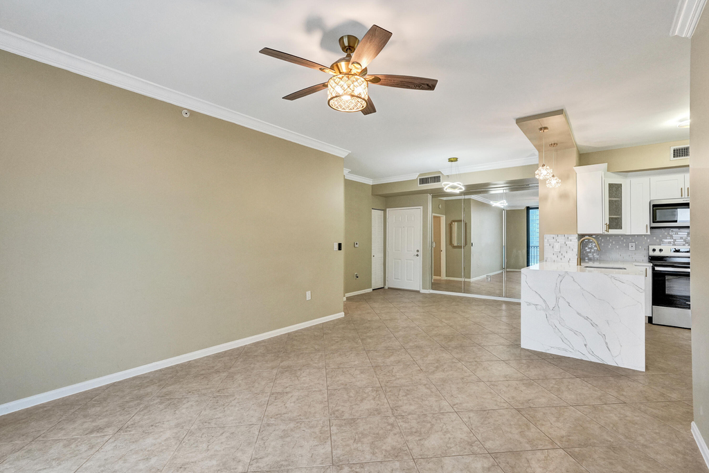 651 Okeechobee Boulevard - Photo 26