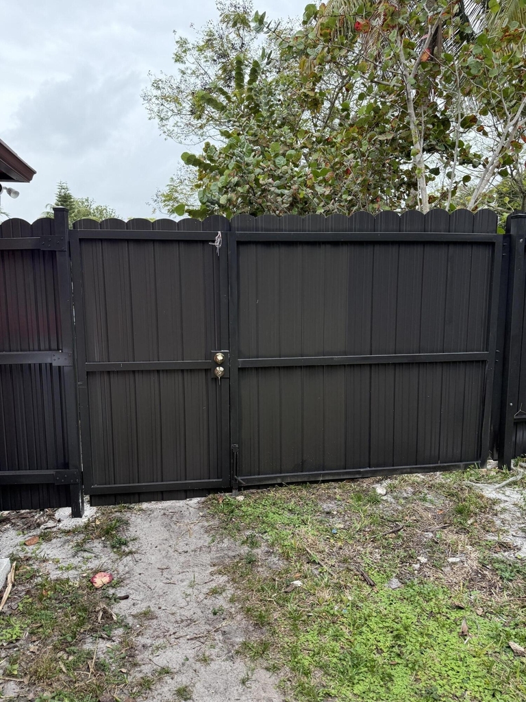 13345 Nw 2nd Avenue - Photo 4