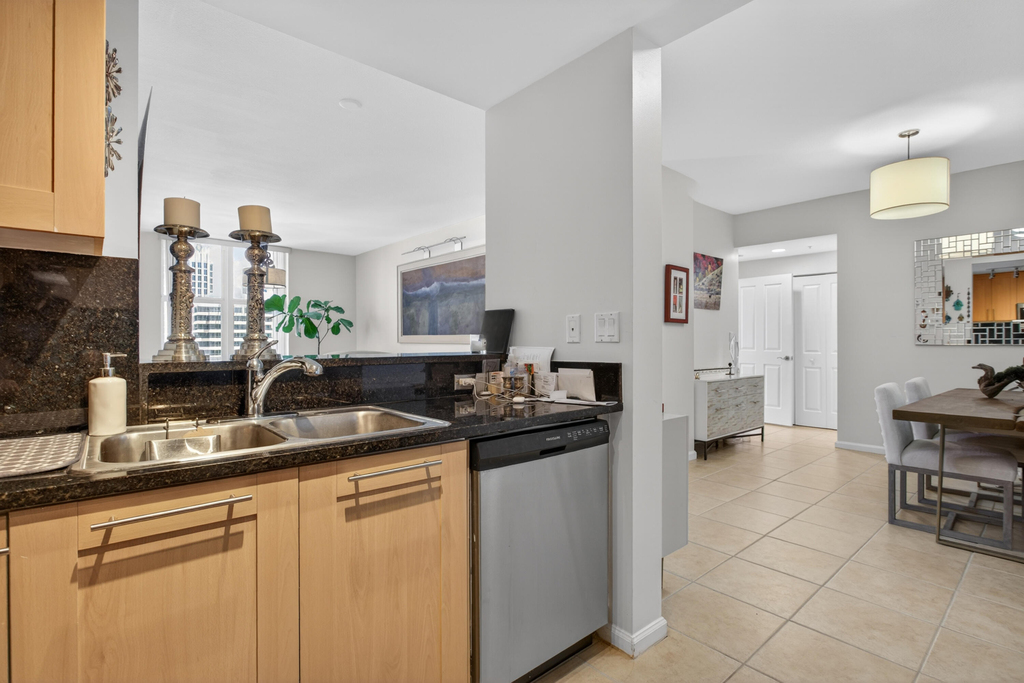 511 Se 5th Avenue - Photo 7