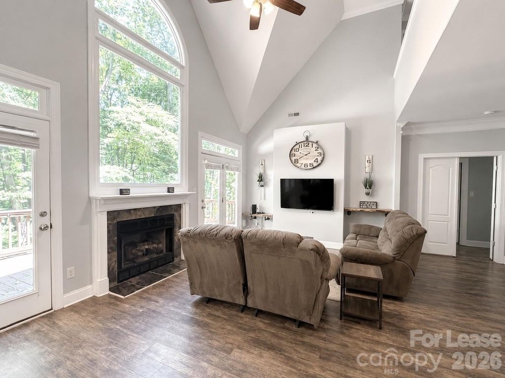 6629 Tuskan Drive - Photo 7