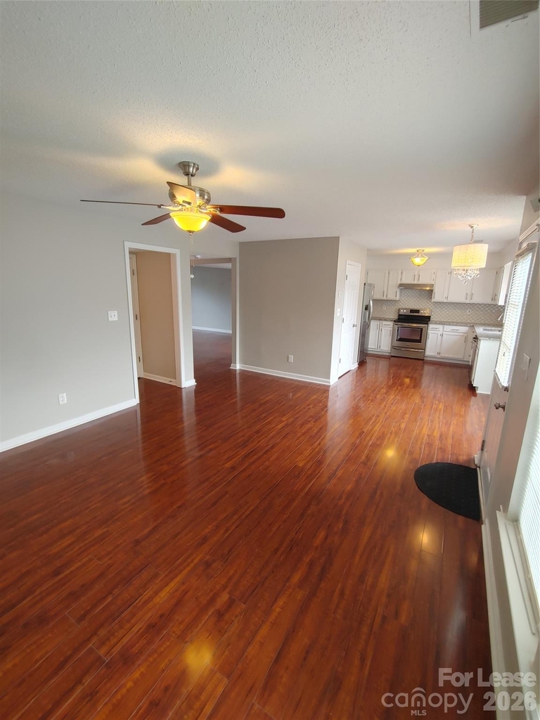 1901 Misty Vale Road - Photo 8