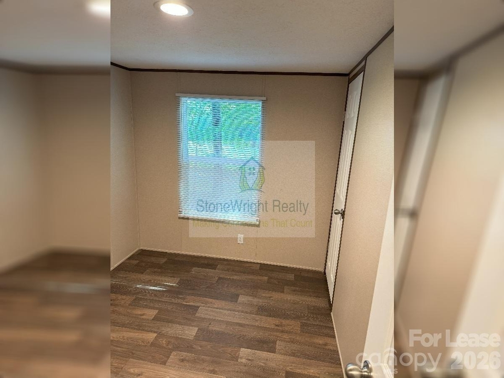 2034 Shelby Road - Photo 2