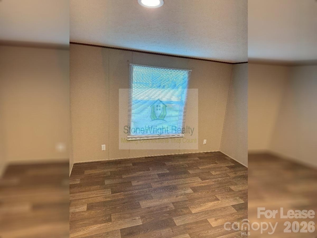 2034 Shelby Road - Photo 7