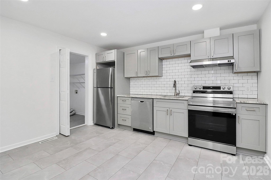 405 Pine Street - Photo 5