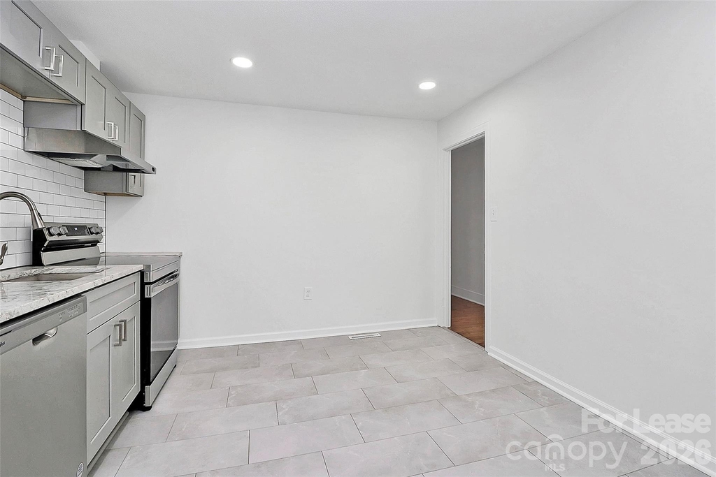 405 Pine Street - Photo 7
