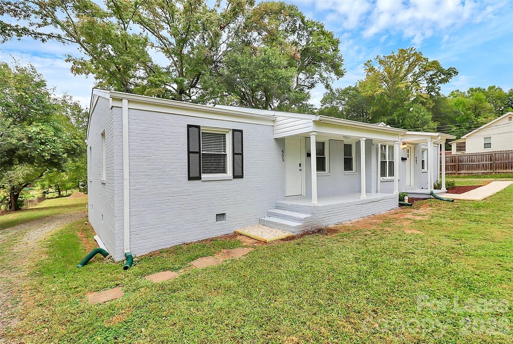 405 Pine Street - Photo 1