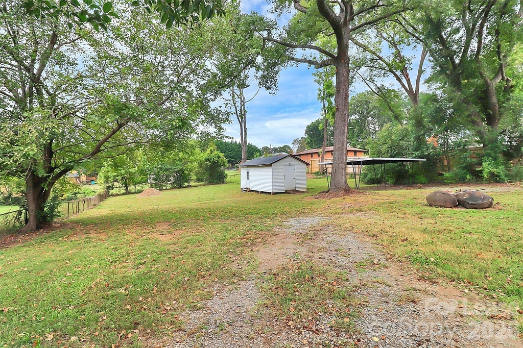 405 Pine Street - Photo 18