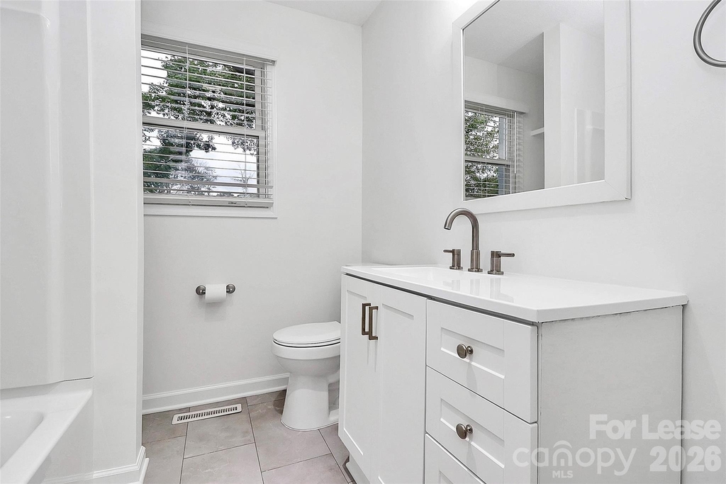 405 Pine Street - Photo 10