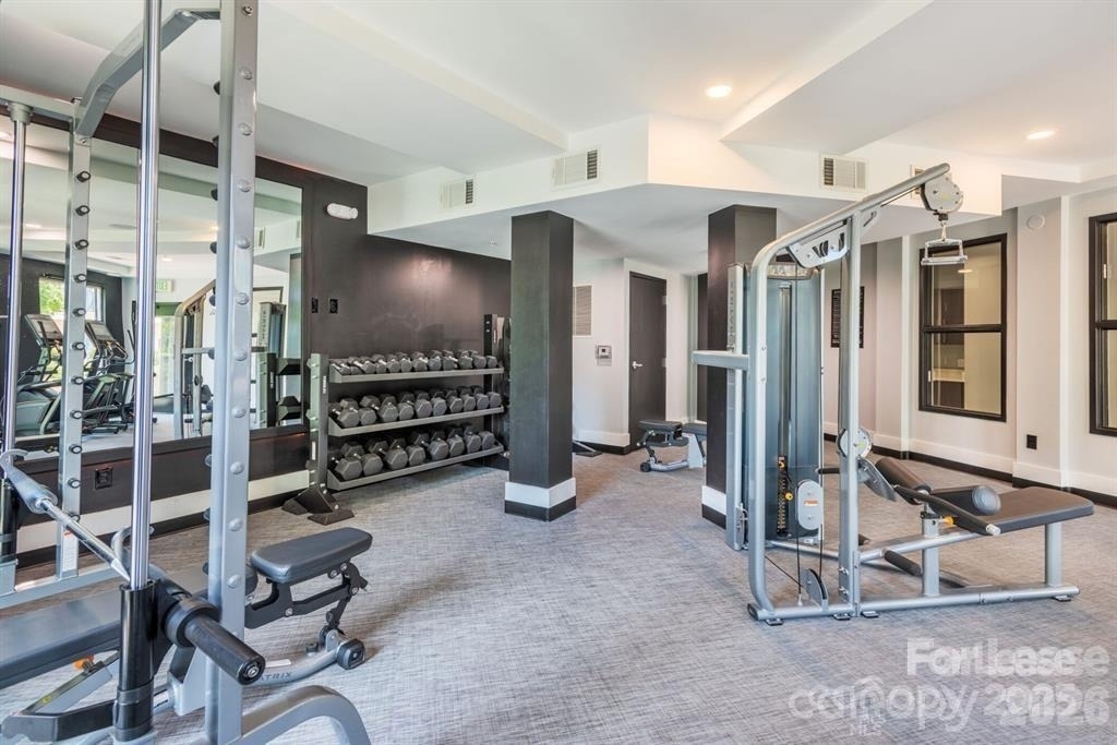 902 West Fourth Street - Photo 12