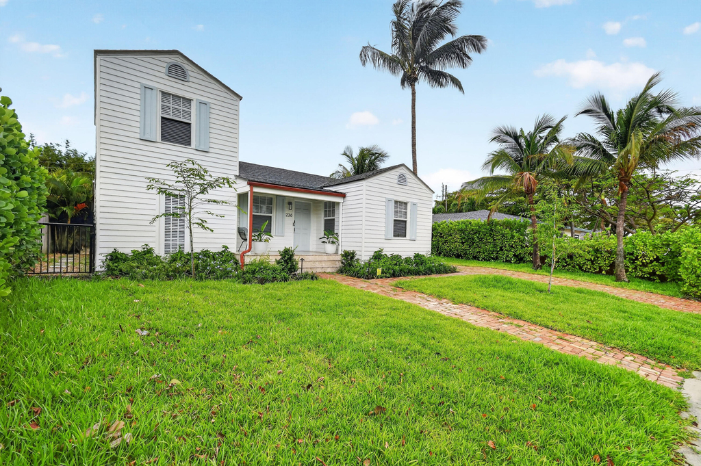 236 Greymon Drive - Photo 4