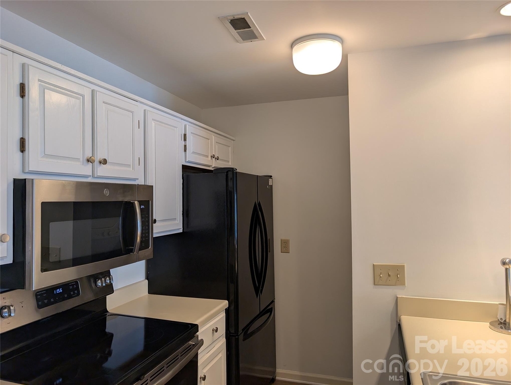 350 Northwest Drive - Photo 14