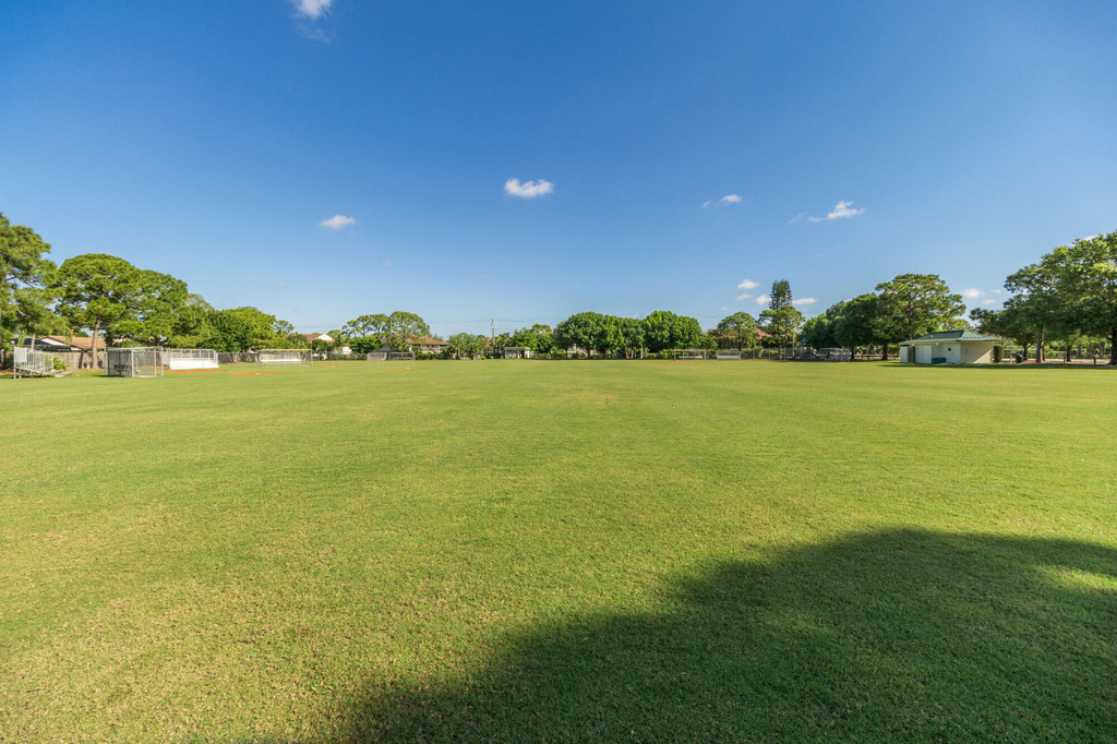 178 Pinewood Court - Photo 24
