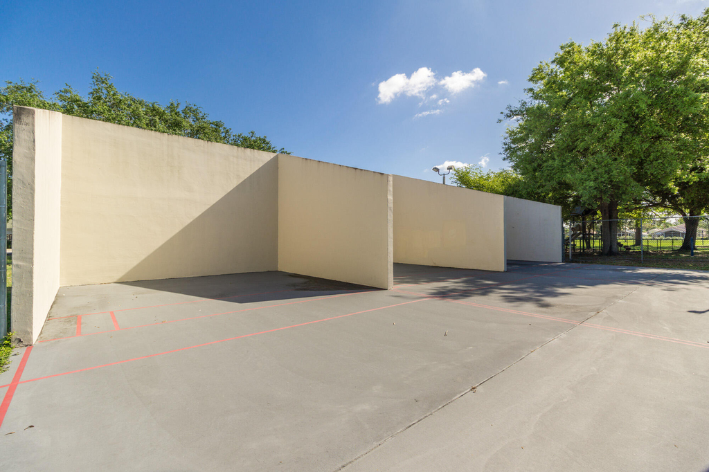 178 Pinewood Court - Photo 26