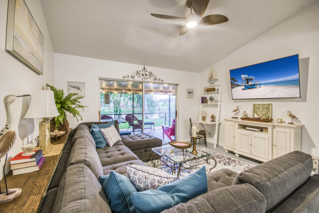 178 Pinewood Court - Photo 3