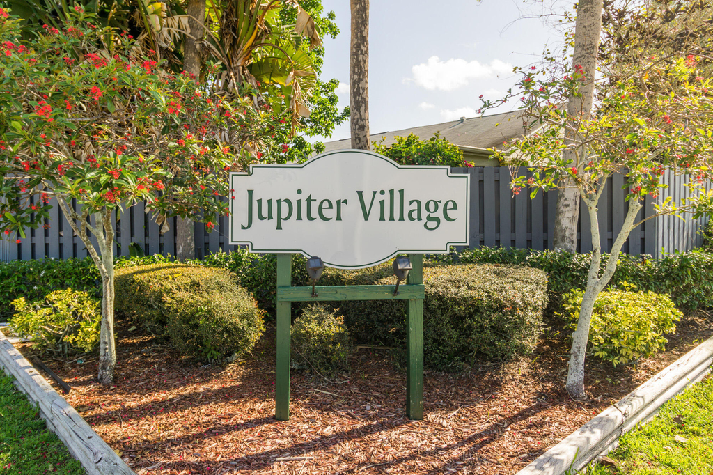 178 Pinewood Court - Photo 20