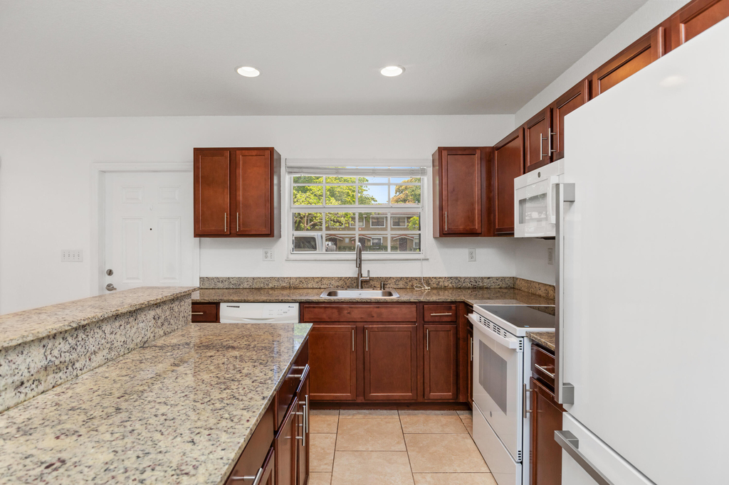 3525 Nw 114th Lane - Photo 3