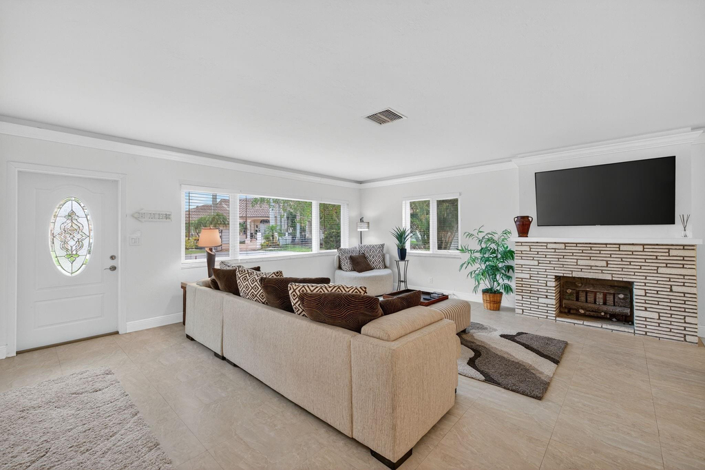283 Imperial Lane - Photo 9