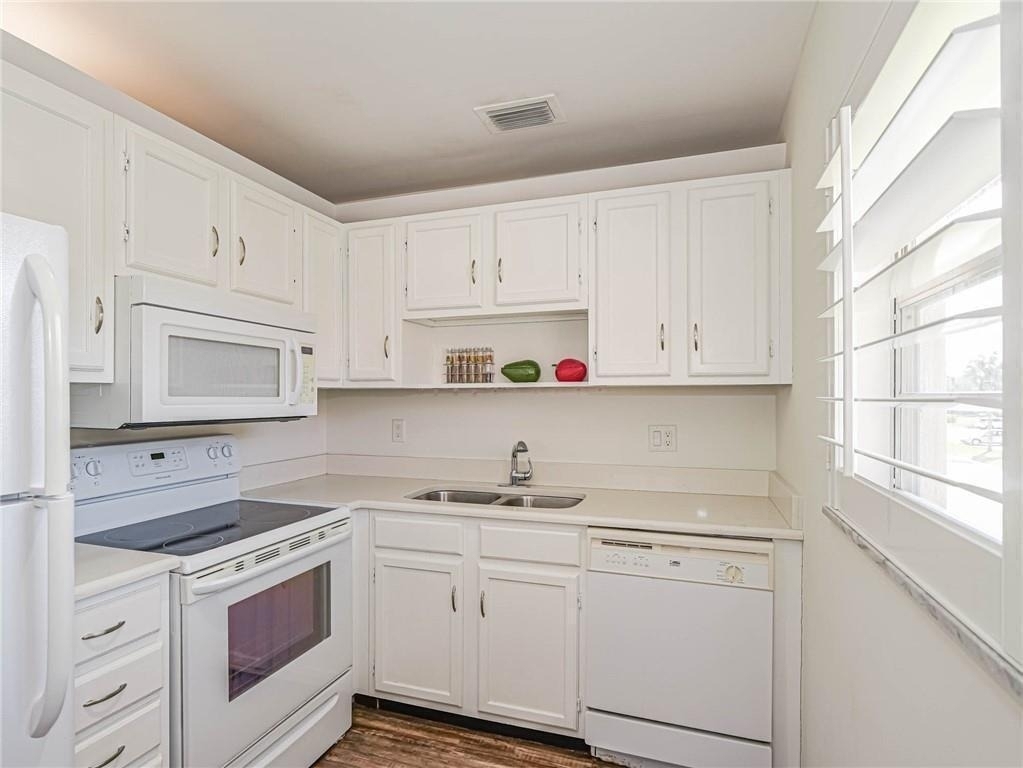 76 Royal Oak Drive - Photo 5