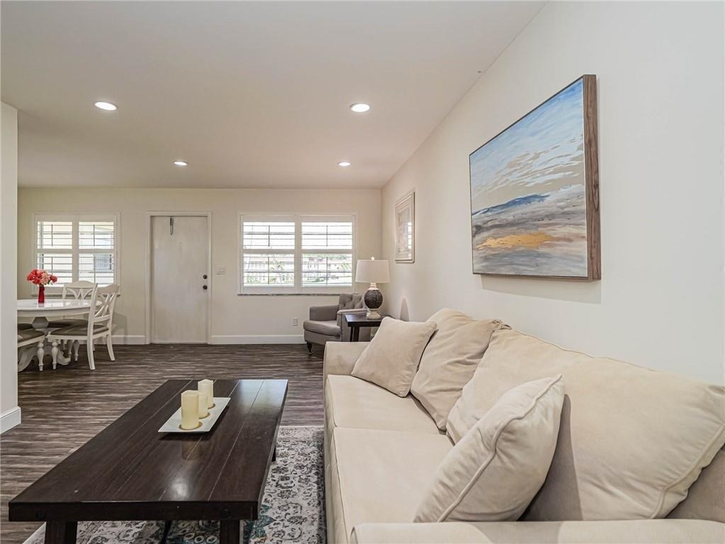 76 Royal Oak Drive - Photo 1
