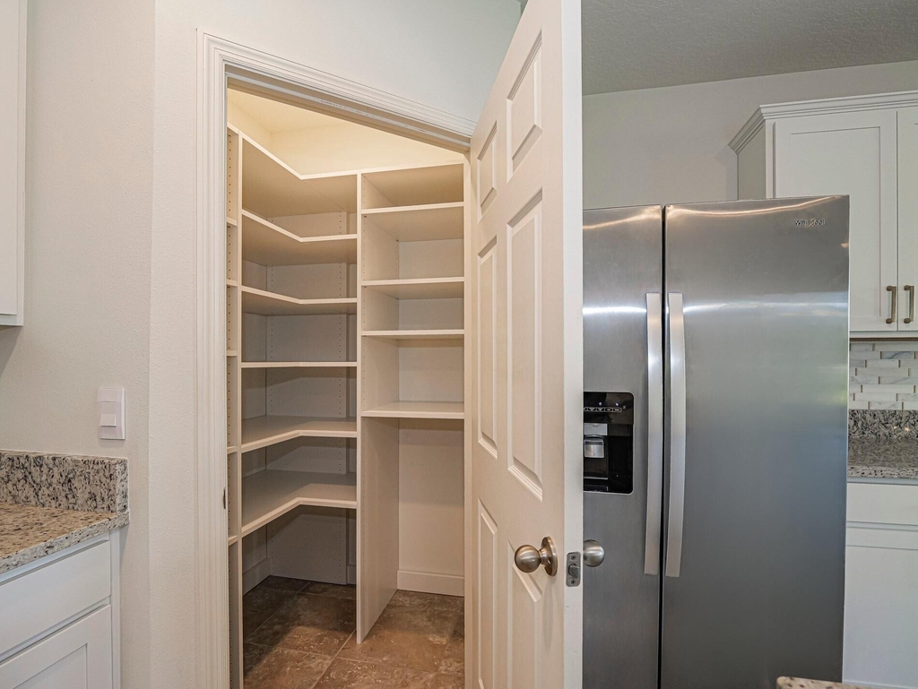 4103 Keeson Circle - Photo 7