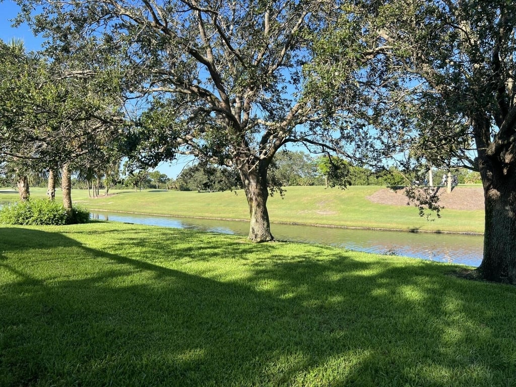 180 Barbados Drive - Photo 12